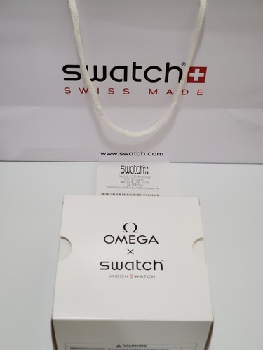 Swatch omega moonwatch - omega,