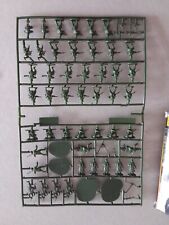 SOLDATINI IN PLASTICA REVELL