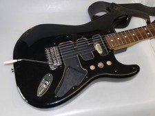 Fender Standard Stratocaster