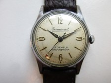 Importante piccolo orologio