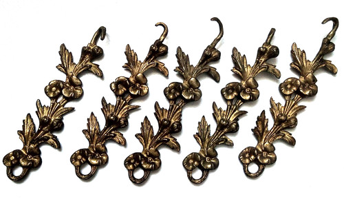 Ganci ottone decorati - in,
