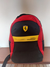 zaino ferrari colore rosso 
