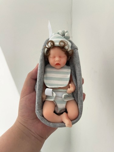 Bebes reborn dolls - in,