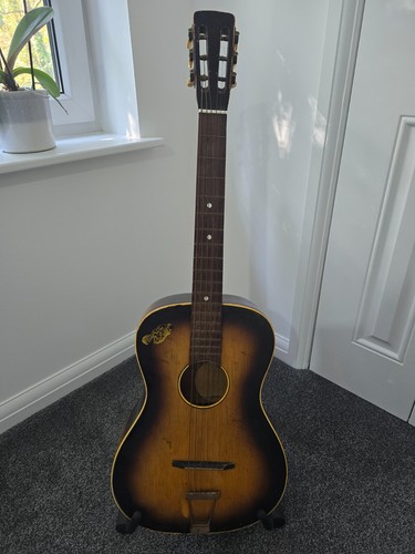 Chitarra acustica vintage