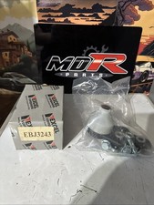 Giunto sferico adatto per