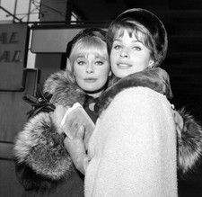 Elke Sommer Senta Berger in