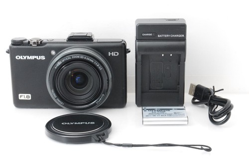 Fotocamera digitale compatta