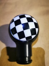 Pomello Cambio Universale Tuning black Con Calotta Bandiera A Scacchi 