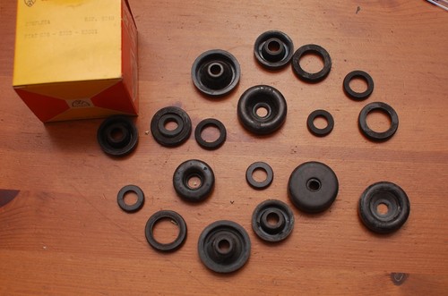 Kit guarnizioni freno - , completo