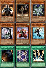 23 carte da gioco e 1 figurina Yu-Gi-Oh! Rare. Originali. Da collezione.
