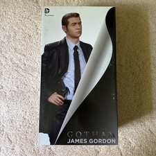Statua in resina CW Gotham TV