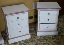 COPPIA DI COMODINI IN LEGNO