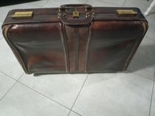 💼 Valigia vintage in vera