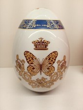 ARTICOLO REGALO DA COLLEZZIONE UOVO CERAMICA ROYAL FAMILY "Queen Elisabeth" Medi