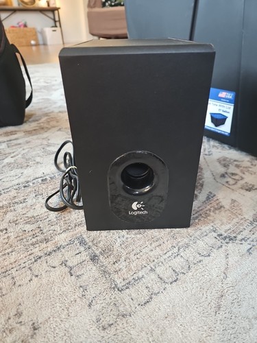 Logitech 230 subwoofer - x-230, solo