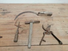 Lotto vecchi attrezzi agricoli