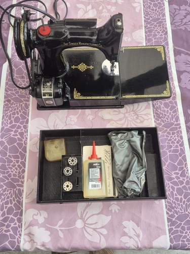 Macchina cucire singer 221k - macchina,