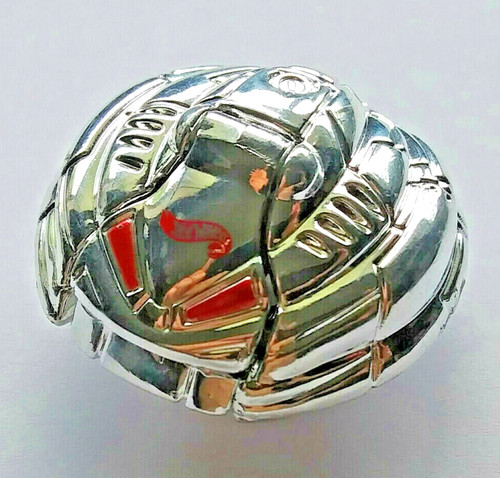 Micro ufo flying - micro, saucer