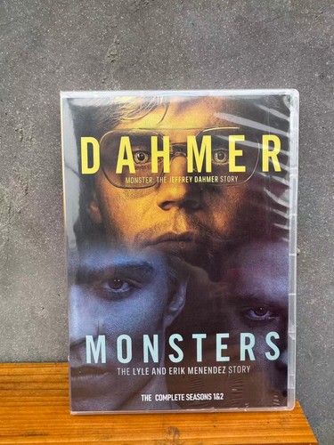 Dahmer monster the jeffrey - dahmer,