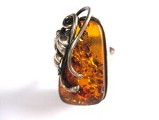 Anello In Argento Con Ambra
