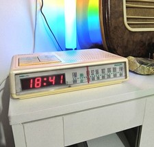 PHILIPS RARA RADIO SVEGLIA digitale elettrica vintage numeri rossi D3670/00