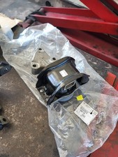 SUPPORTO MOTORE ANTERIORE DESTRO NUOVO ORIGINALE PEUGEOT 307 2.0 HDI 9640465980