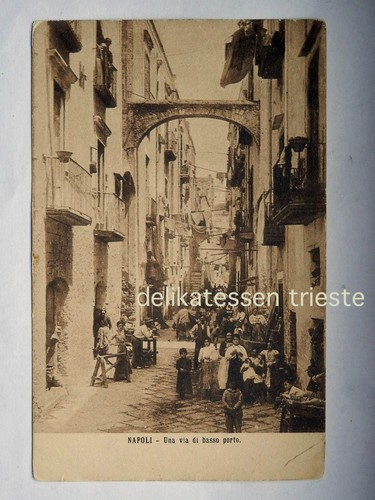Napoli via del basso porto - del,