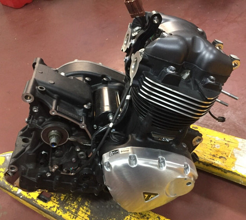 Triumph bonneville t100 2018 - triumph,