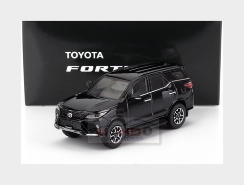 Paragon toyota fortuner - 1:64,