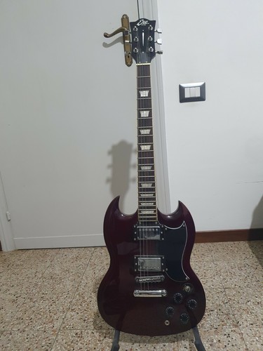 Chitarra elettrica - , +