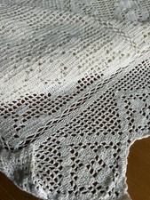 Copriletto matrimoniale in lino lavorato ad Uncinetto, Tutto A Mano. Anni 80.