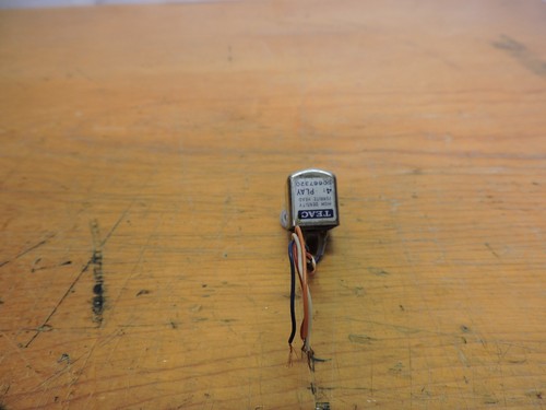Teac nuovo vecchio - nuovo, stock