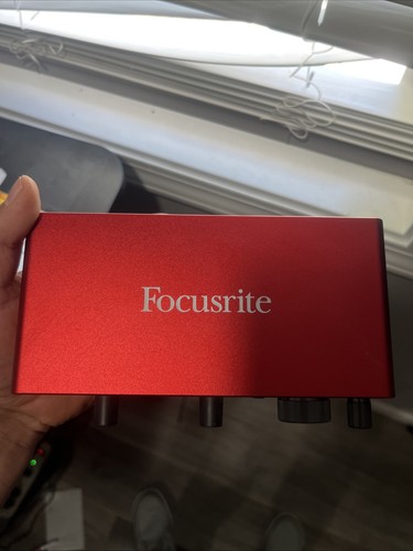 Focusrite scarlett 2i2 - focusrite,