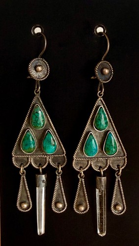 Orecchini eleganti fatti - , a