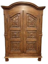 Armadio Piemontese ante pannellate legno di frutto epoca XVIII secolo