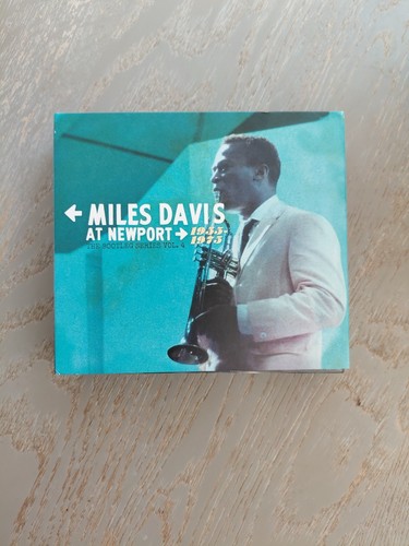 Miles davis newport - miles,