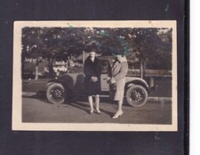 Fotografia Foto Donne con Auto D'Epoca  KK5164