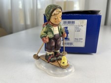 Statua di bombo 2028 Fuori
