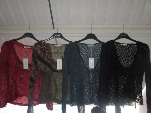 Stock abbigliamento nuovo - di,