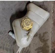 Serbatoio testata Ford Fiesta