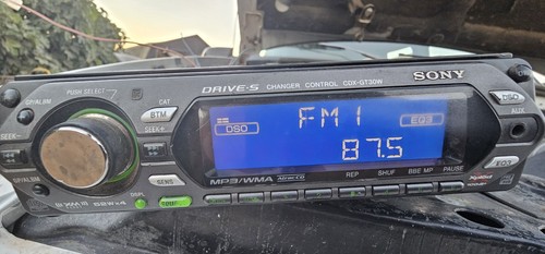 Sony cdx gt300 - cd, nel