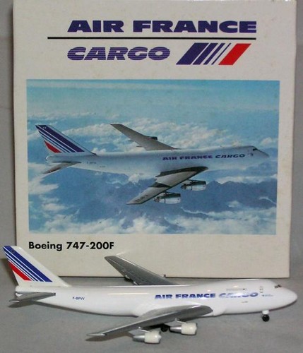 Herpa wings 500 boeing - 1:500,