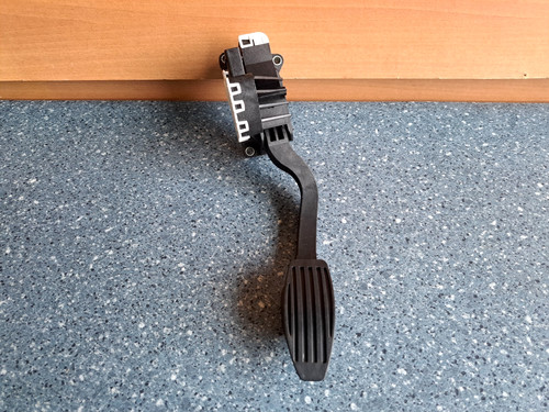 Pedale acceleratore motore - acceleratore,
