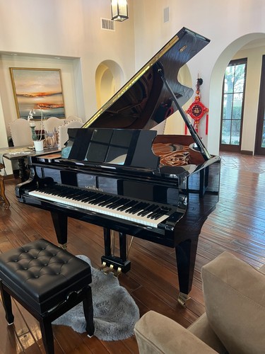 Schimmel piano used - piano-,