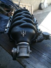 Gruppo aspirazione con corpo farfallato e iniettori per Maserati Granturismo