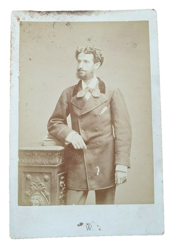 Ritratto uomo abito - ritratto, in