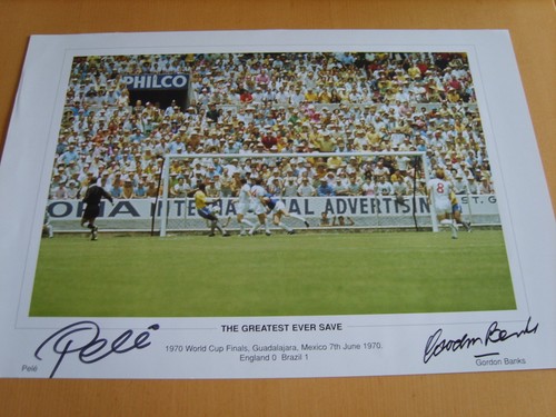 Pele and gordon banks genuine - pele,