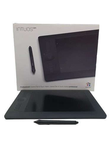 Wacom intuos pro medium 224 - medium,