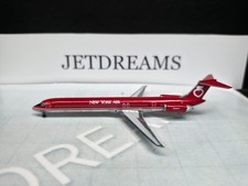 1/400 NEW YORK AIR MD-82