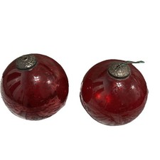 Antica palla di vetro rossa